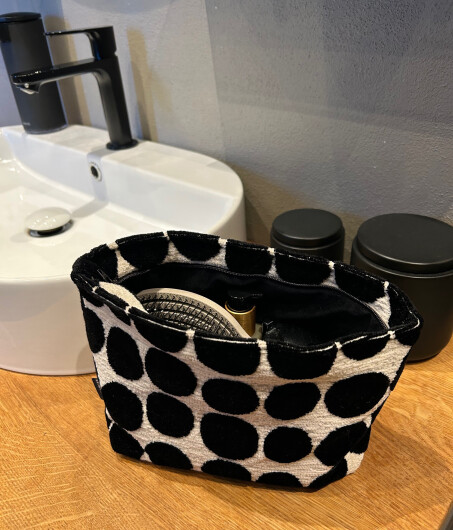 H.O.C.K. Cosmetic Bag COSIMA Kosmetiktasche Kulturbeutel Magic dots schwarz