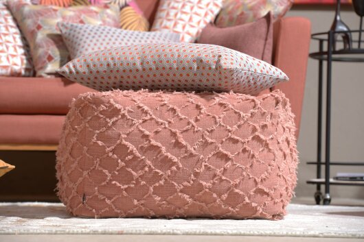 H.O.C.K. Nuvole Bean Cube Hocker Pouf 55x55x35cm salmon mit Fransen